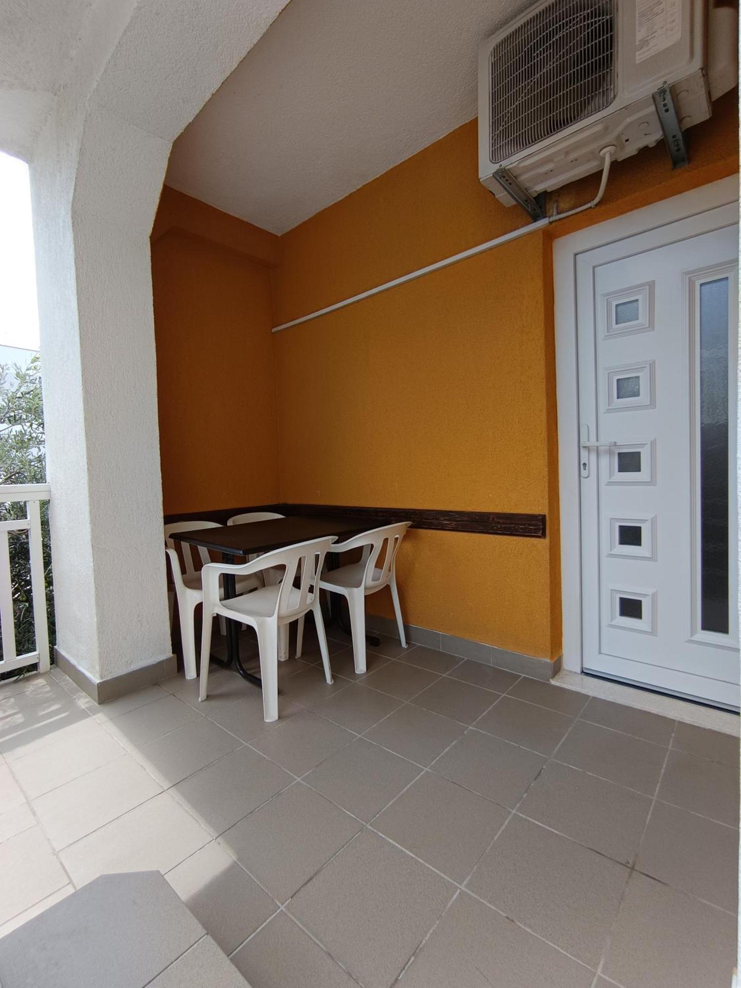 Studio Apartmani Marinella Baska Voda Room photo